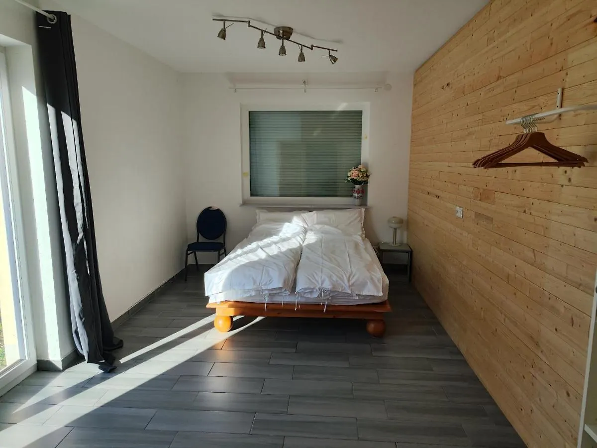 Apartment Erdgeschoss Wohnung Nahe Flughafen Vienna